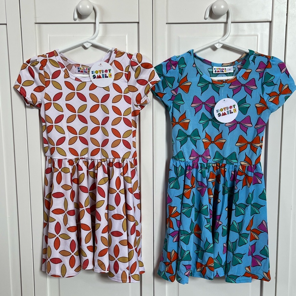 Dot Dot Smile New With Tags - Picture 1 of 1